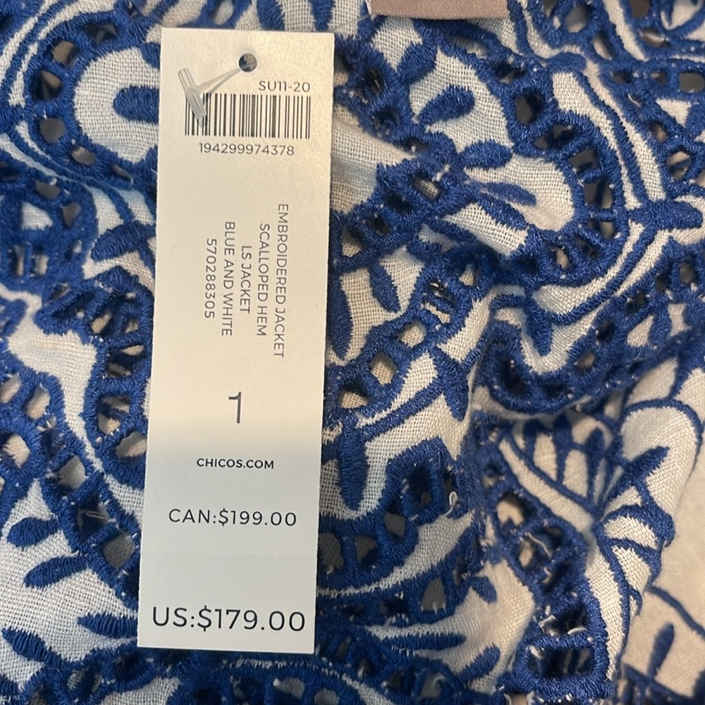 Chico’s Blue and White Embroidered Scalloped-Hem Jacket Size M - Picture 11 of 12